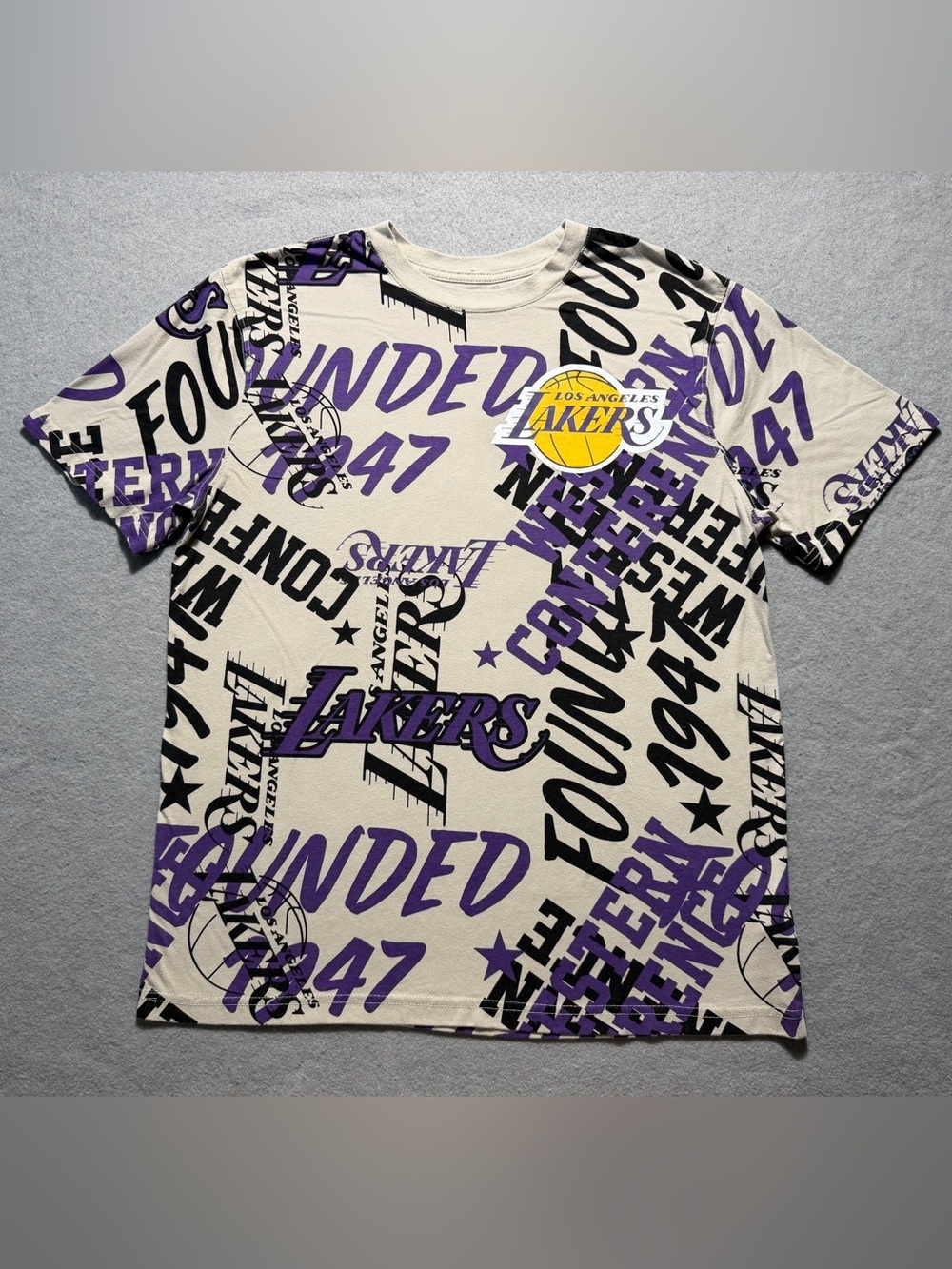Ultra Game Los Angeles Lakers NBA All Over Print T-Shirt Men’s Large Tee